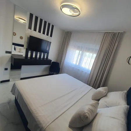 דירה Adrian I Mia זאדאר